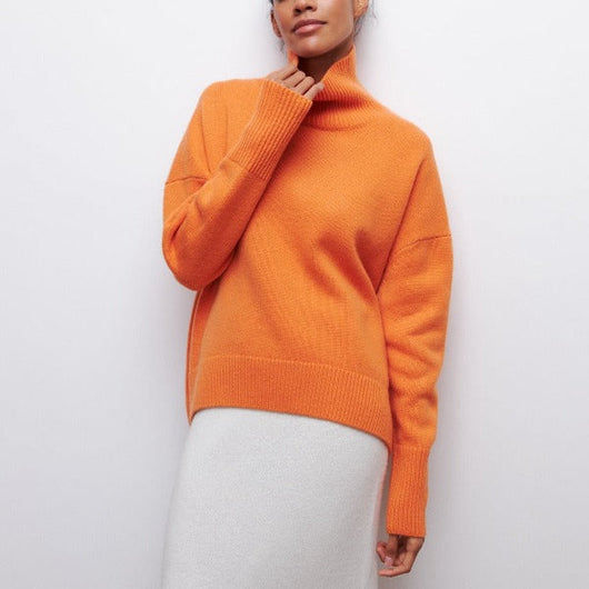 Noa | Luxe Turtleneck Sweater